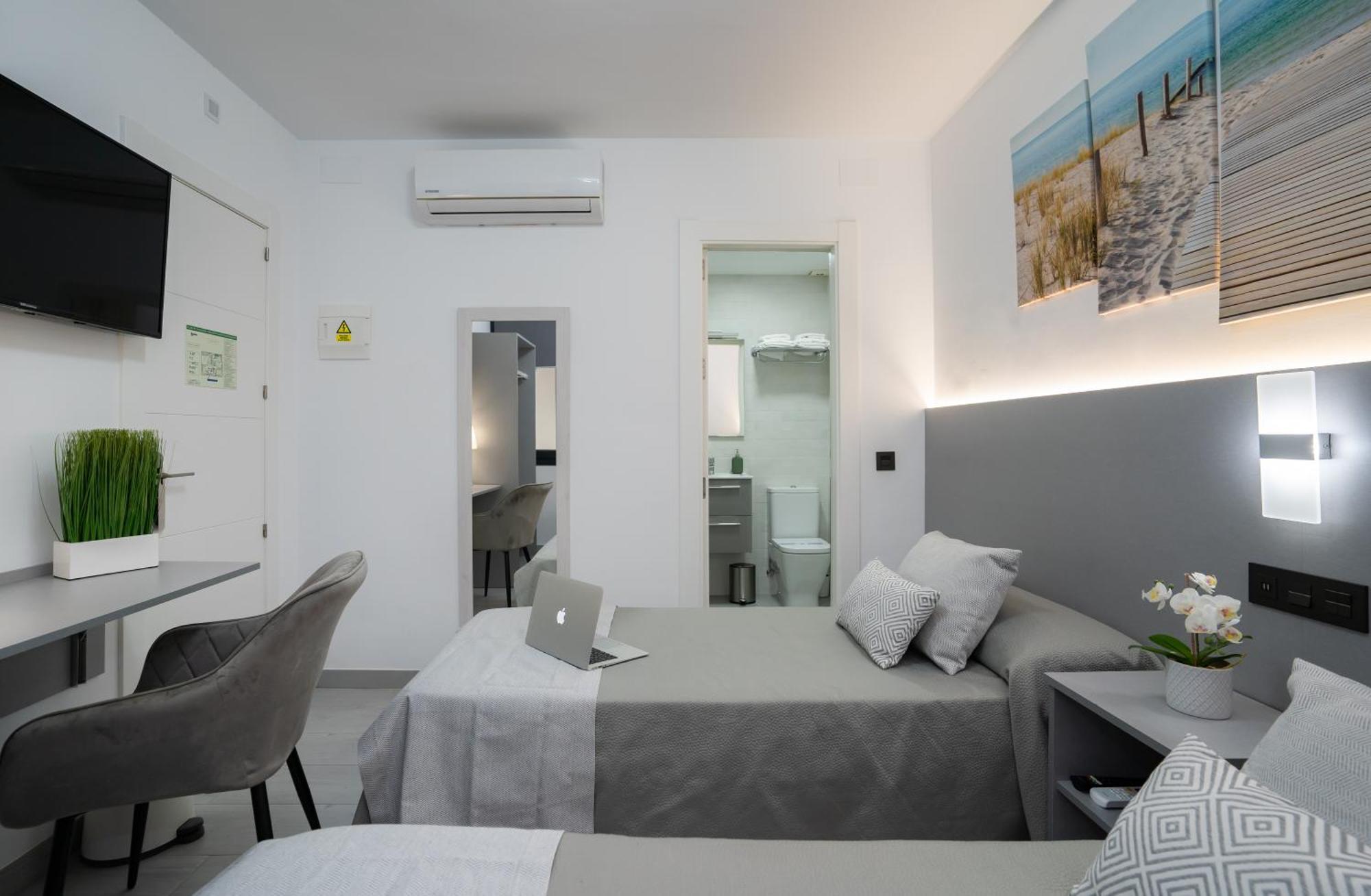 Stay Belonio L'Prados Malaga Bilik gambar
